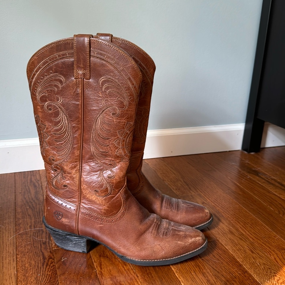 Ariat Western Brown Boots Size 8B
